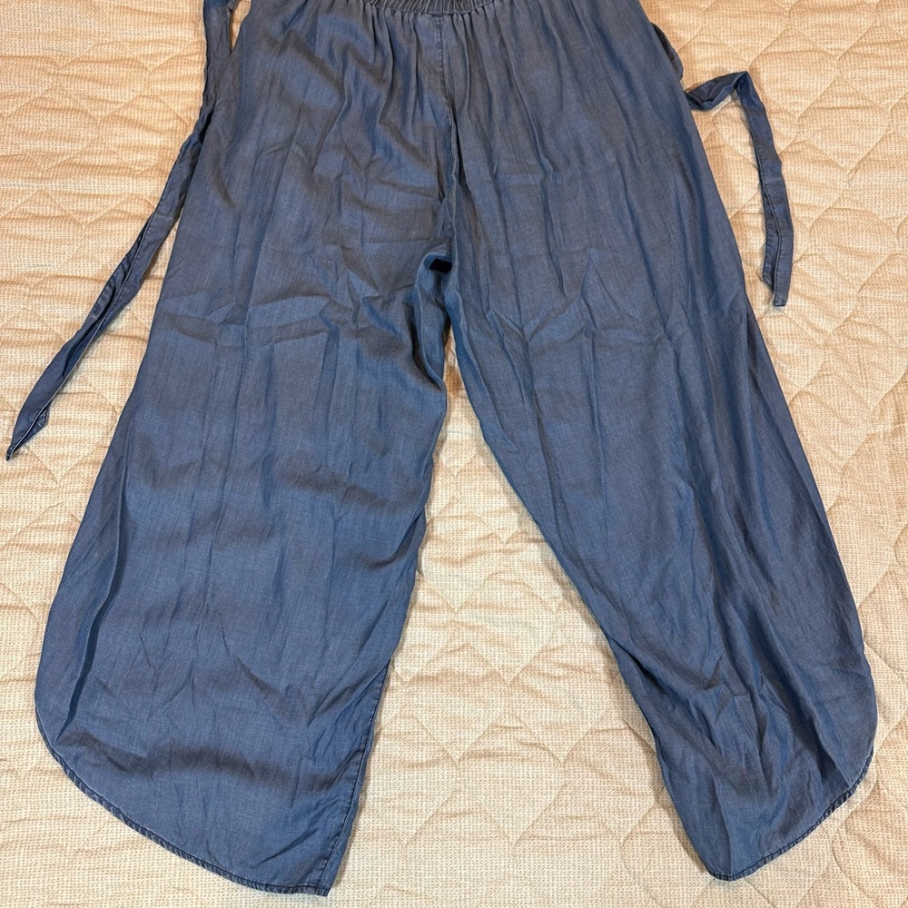Tommy Bahamas Flowy Blue Chambray Wide-Leg Pants (large)